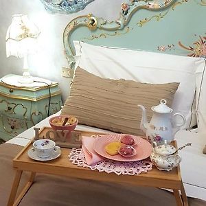 Deluxe Zimmer mit Kingsize-Bett